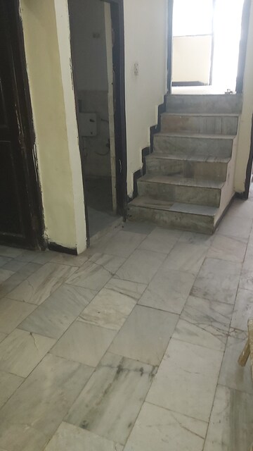 2.5 BHK Builder Floor – Exterior View View at Mayur Vihar - for Rent