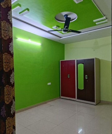 Room in 2 BHK Villa at Jankipuram – for Rent