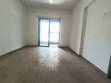 Room in 2 BHK Apartment at Ten United Athashri, Dhanori – for Rent