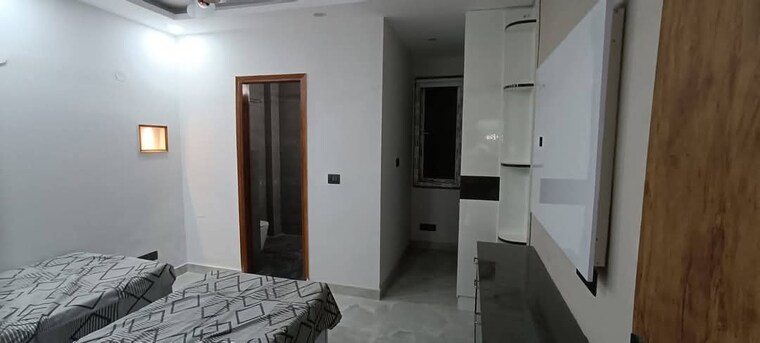 Bathroom, govindpuri 3 Bedroom 900 Sq.Ft. Builder Floor In Govindpuri Delhi 8468746
