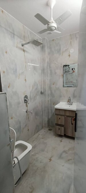 Master Bedroom in 3 BHK Builder Floor at Govindpuri – for Sale