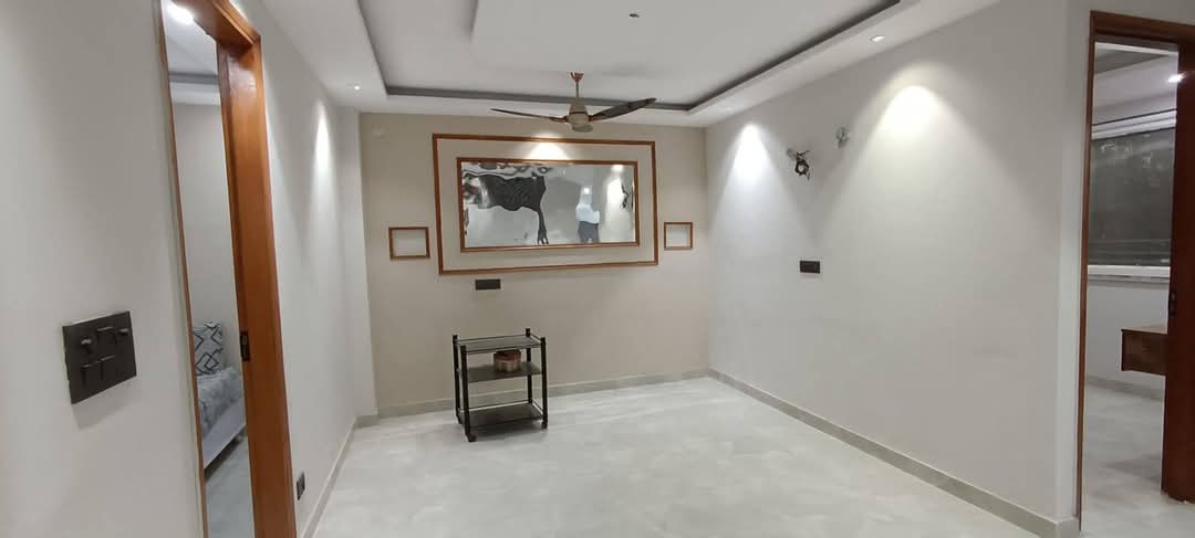 3 BHK Builder Floor For Sale in Govindpuri