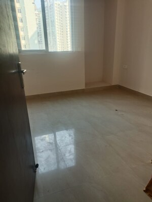 Master Bedroom in 2.5 BHK Apartment at Amrapali Golf Homes, Sector 4 Greater Noida – for Sale