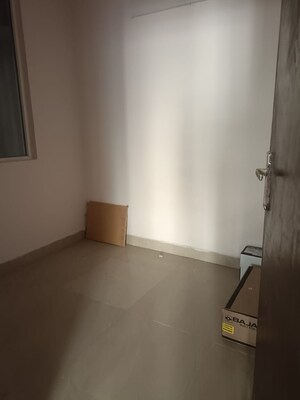 Master Bedroom in 2.5 BHK Apartment at Amrapali Golf Homes, Sector 4 Greater Noida – for Sale