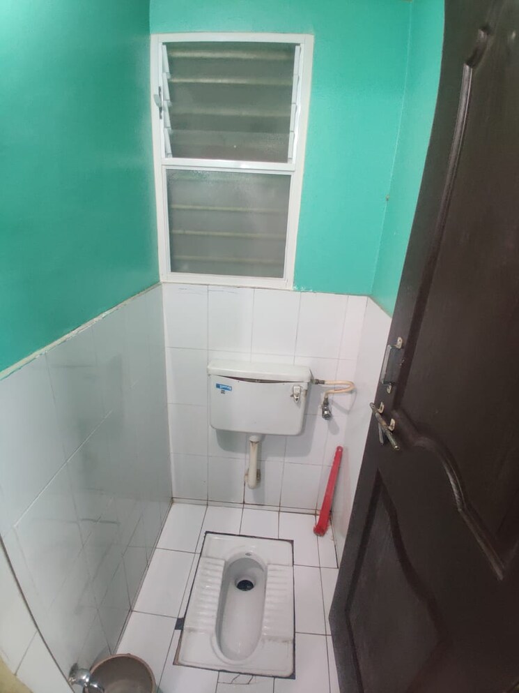 Bathroom, ganesh-kunj-dhankawadi 1 Bedroom 610 Sq.Ft. Apartment In Dhankawadi Pune 8468766