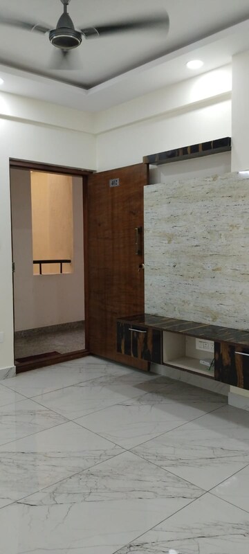 Master Bedroom in 2 BHK Builder Floor at Hsr Layout – for Rent