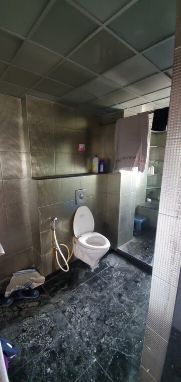 Bathroom in 3 BHK Apartment at Amarnath Towers, Andheri West – for Sale