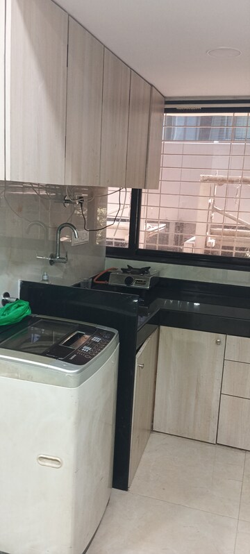 1 RK Apartment – Exterior View View at Vile Parle West - for Rent