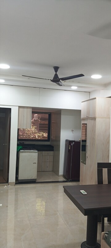 1 RK Apartment – Exterior View View at Vile Parle West - for Rent