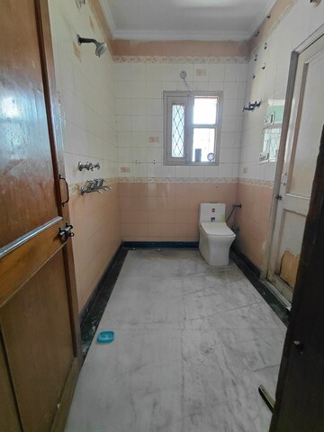 3 BHK Builder Floor – Exterior View View at Janakpuri - for Rent