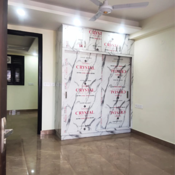 Room in 2.5 BHK Builder Floor at Sector 23 – for Rent