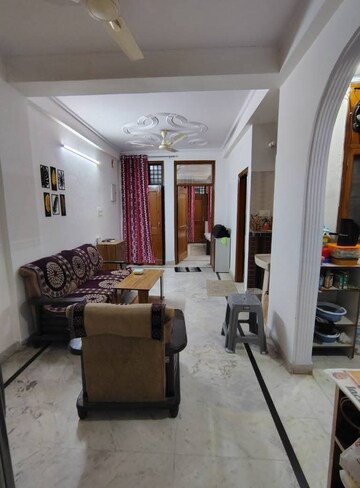 Master Bedroom in 2 BHK Builder Floor at RWA Residential Society, Sector 40 – for Rent