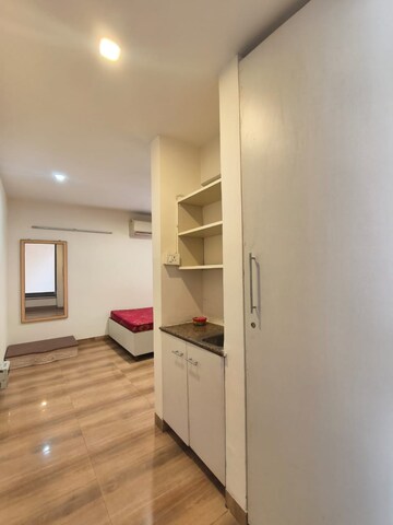 Team Area in 1 RK Builder Floor at Sector 26 – for Rent