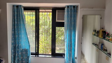  2 BHK Apartment at Versova – for Sale