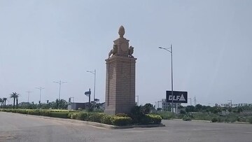 Living Room in  Plot at DLF Hyde Park, South Mullanpur – for Sale