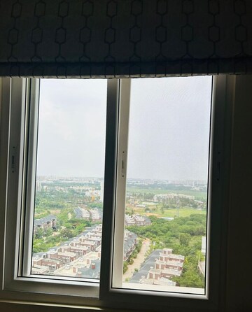 Master Bedroom in 3.5 BHK Apartment at Prestige Lakeside Habitat, Varthur – for Rent