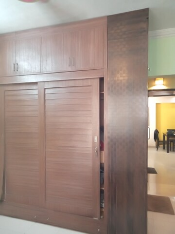 Room in 2 BHK Apartment at Premier Kailash Tower, Powai – for Rent