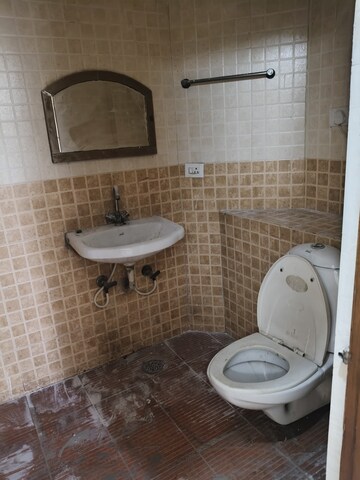 Bathroom in 2 BHK Independent House at RWA Apartments Sector 52, Sector 52 – for Rent