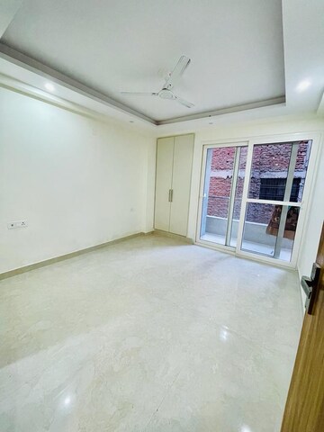 Bedroom in 3 BHK Builder Floor at Chattarpur – for Sale