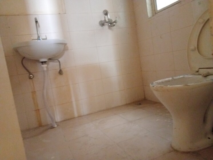 Bathroom, conscient-habitat-78 3 Bedroom 650 Sq.Ft. Apartment In Sector 78 Faridabad 8469277