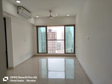 2 BHK Apartment For Rent in Chandak Cornerstone, Worli