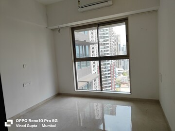 Master Bedroom in 2 BHK Apartment at Chandak Cornerstone, Worli – for Rent