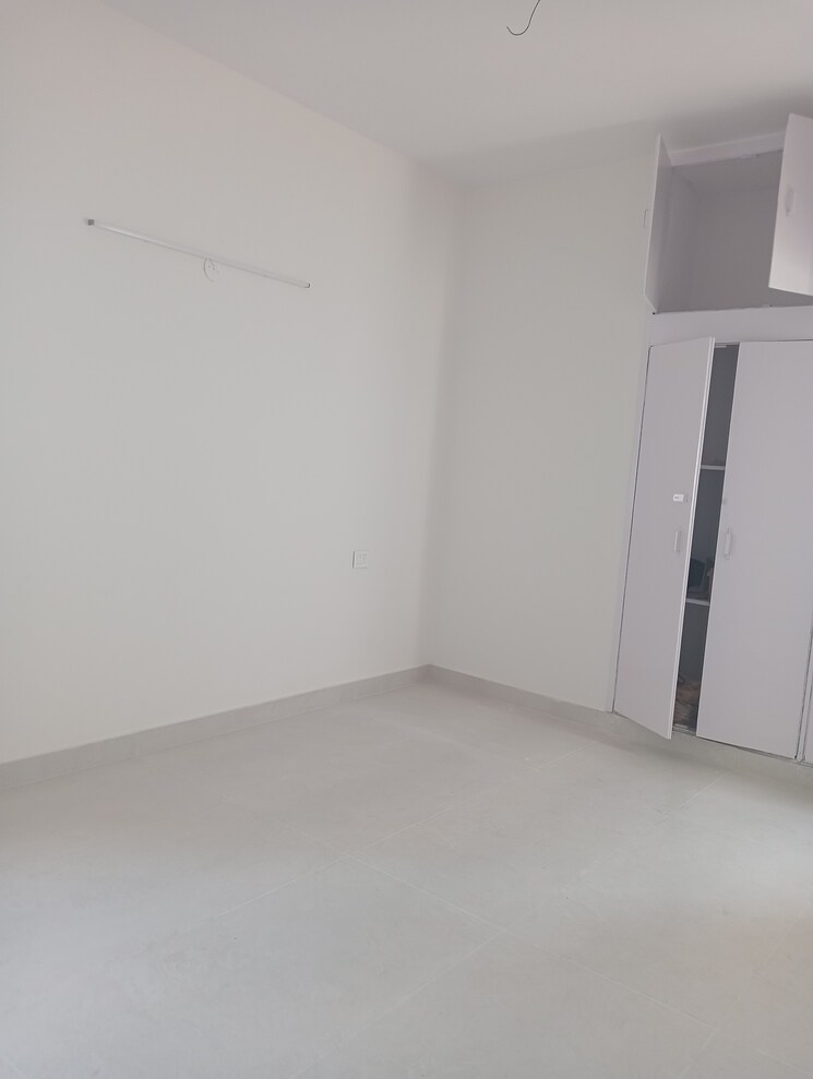 Master Bedroom, sector 28 3 Bedroom 2000 Sq.Ft. Apartment In Sector 28 Noida 8469289