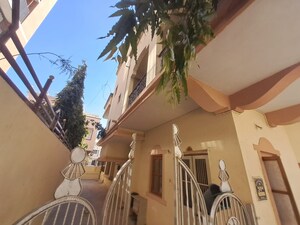 Master Bedroom in 3 BHK Villa at Naranpura – for Sale