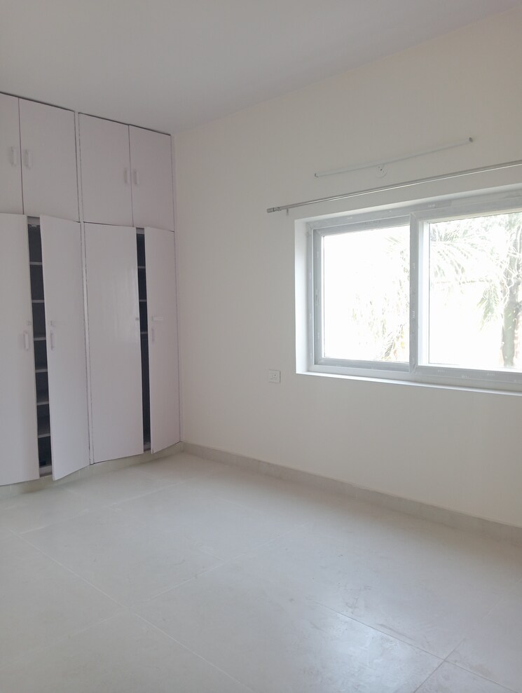 Master Bedroom, sector 28 3 Bedroom 2000 Sq.Ft. Apartment In Sector 28 Noida 8469289