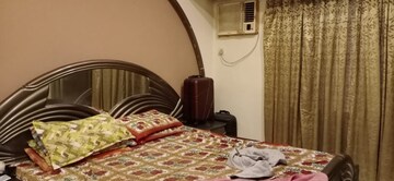 Team Area in 1 BHK Apartment at Padmaja Apartments Andheri, Andheri West – for Rent