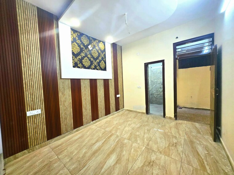 Bedroom, peer mucchalla 3 Bedroom 125 Sq.Yd. Builder Floor In Peer Mucchalla Zirakpur 8469294