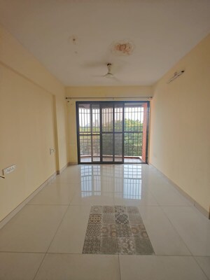 Furnished Amenities in 2 BHK Apartment at Ev Zion I, Nerul – for Sale