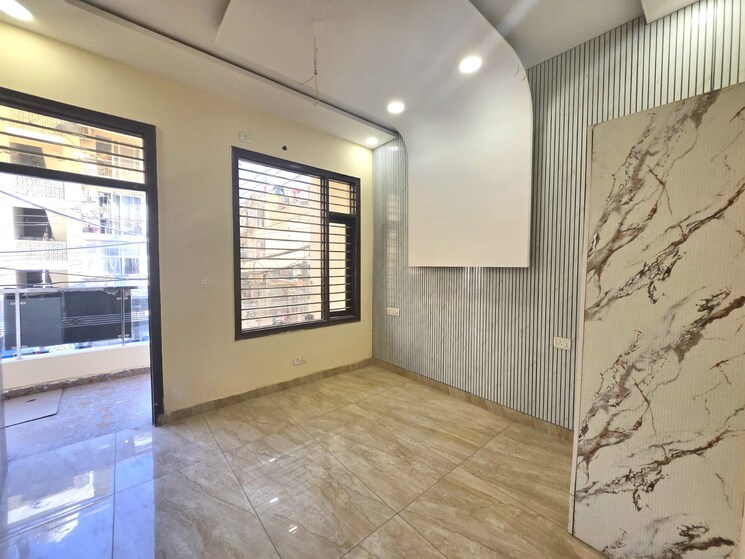 Master Bedroom, peer mucchalla 3 Bedroom 125 Sq.Yd. Builder Floor In Peer Mucchalla Zirakpur 8469294