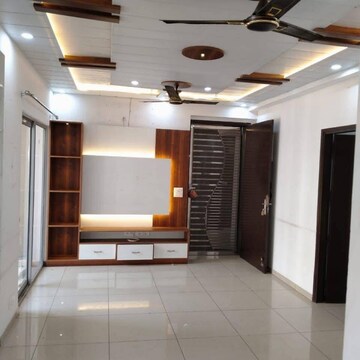 Bedroom in 2.5 BHK Apartment at Prateek Laurel, Sector 120 – for Rent