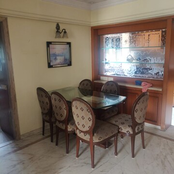 Master Bedroom in 2 BHK Apartment at Oakland Park, Andheri West – for Rent