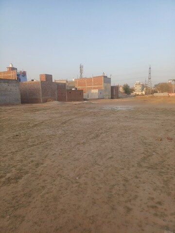  Plot For Sale in Dheeraj Nagar