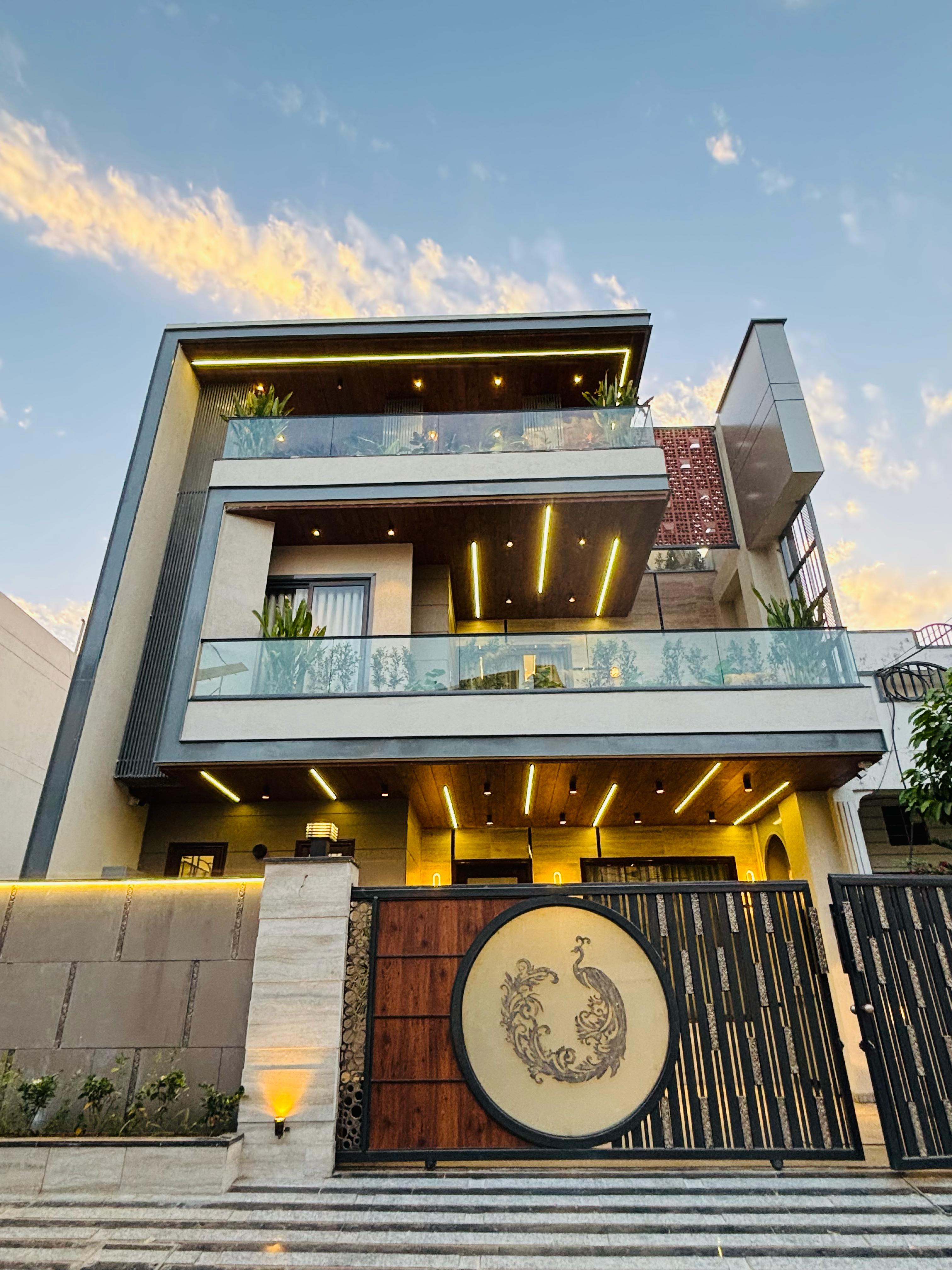 5 BHK + Pooja Room Independent House For Sale in Chitrkoot Sect.4