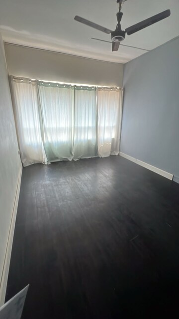2 BHK Apartment For Sale in Versova