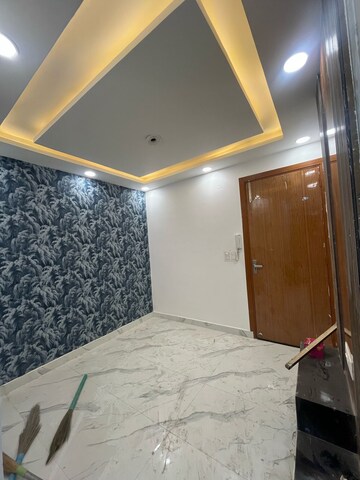 Living Room in 1 BHK Builder Floor at Dwarka Mor – for Rent
