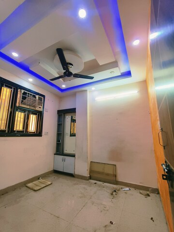 Bedroom in 2 BHK Builder Floor at Dwarka Mor – for Rent