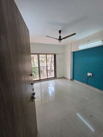 Bedroom in 2 BHK Apartment at Vileparle Prarthana CHS, Vile Parle East – for Rent