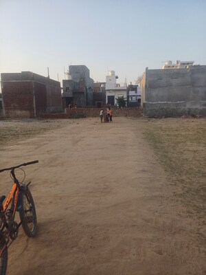  Plot For Sale in Dheeraj Nagar