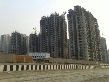  Plot For Sale in Dwarka Mor