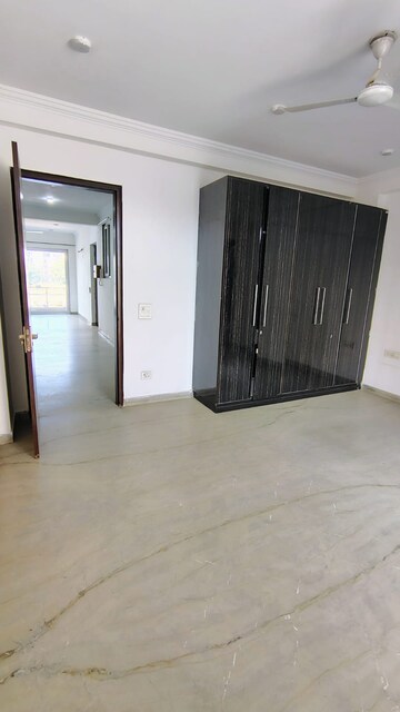 Master Bedroom in 3 BHK Builder Floor at Sector 57 – for Rent