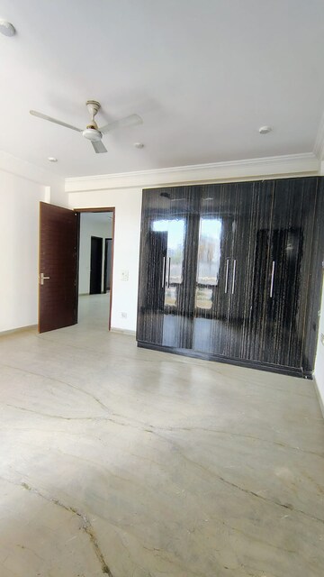 3 BHK Builder Floor For Rent in Sector 57