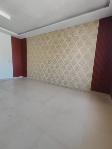 Master Bedroom in 2 BHK Builder Floor at Guru Nanak Enclave, Dhakoli Village – for Sale