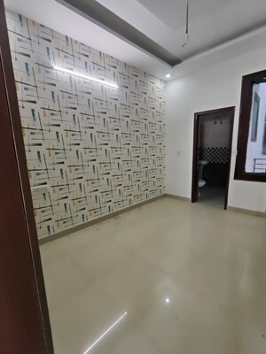 Master Bedroom in 2 BHK Builder Floor at Guru Nanak Enclave, Dhakoli Village – for Sale