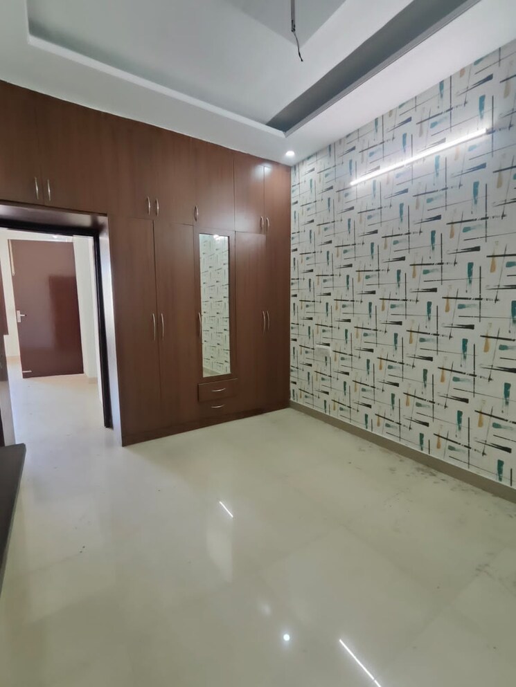 Master Bedroom, guru-nanak-enclave 2 Bedroom 1000 Sq.Ft. Builder Floor In Dhakoli Village Zirakpur 8469726