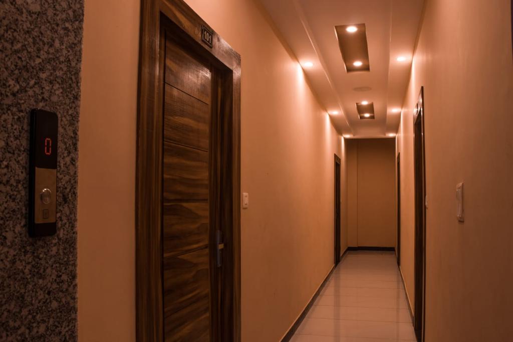 3 BHK + Servant Room Apartment For Sale in BPTP Terra