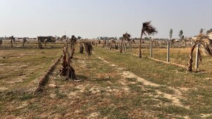  Plot – Garden View at Knowledge Park 1 Greater Noida - for Sale